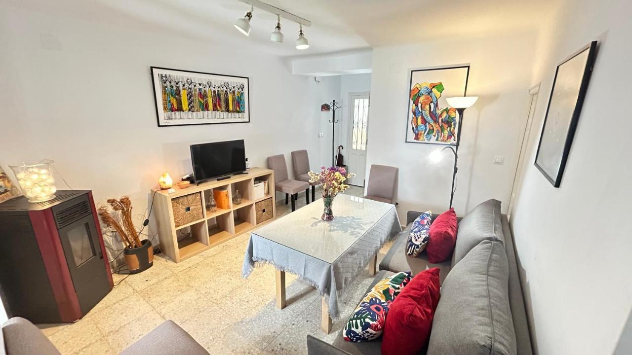 ロンダ Cozy Town House With Terrace And Free Wifiヴィラ エクステリア 写真