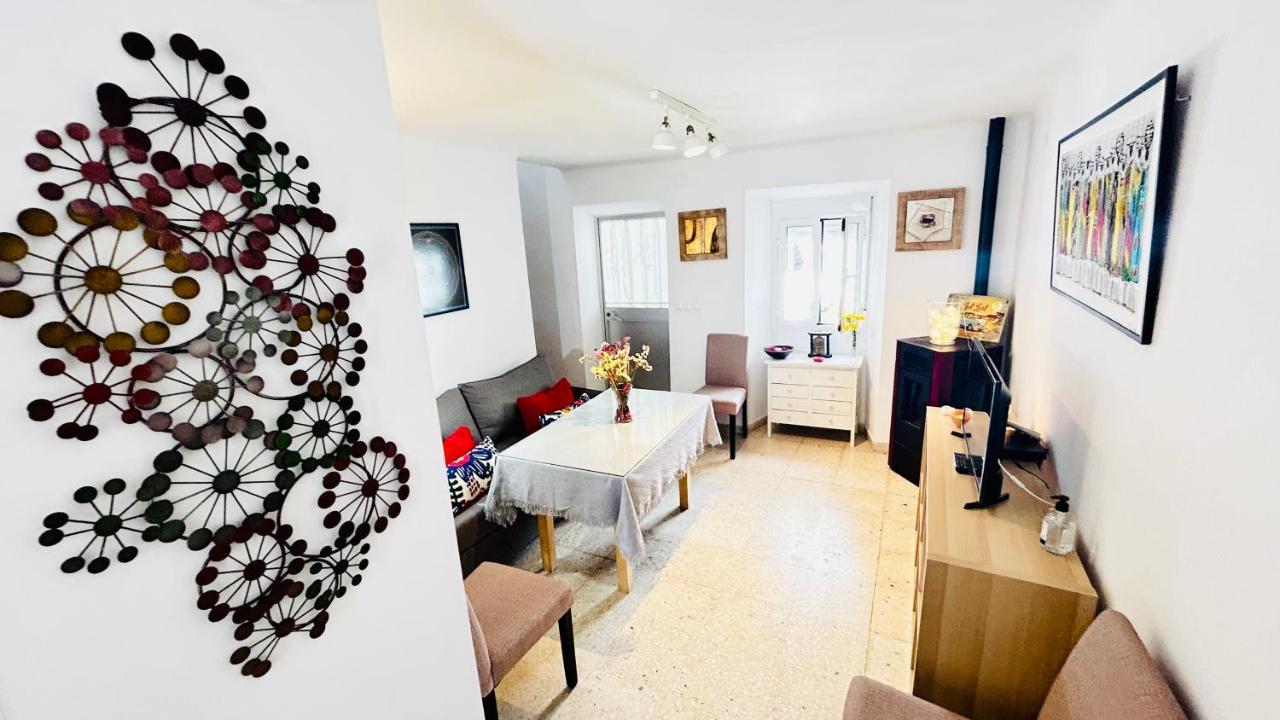 ロンダ Cozy Town House With Terrace And Free Wifiヴィラ エクステリア 写真