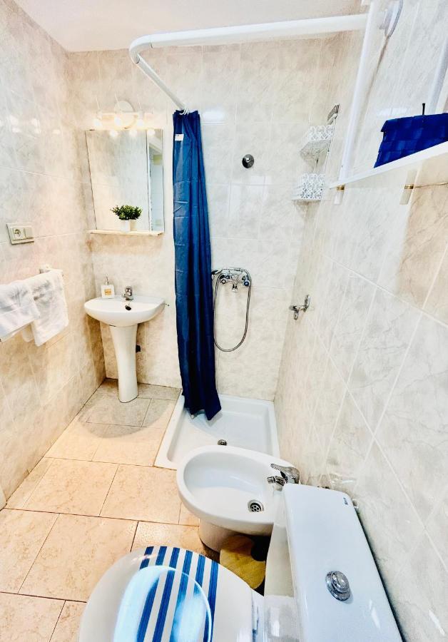 ロンダ Cozy Town House With Terrace And Free Wifiヴィラ エクステリア 写真